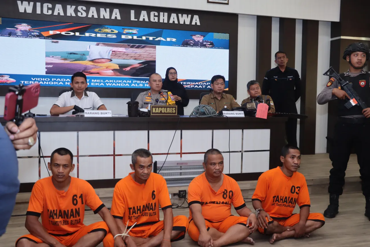 4 Pelaku Illegal Logging di Kawasan Hutan Jati Ditangkap Satreskrim Polres Blitar