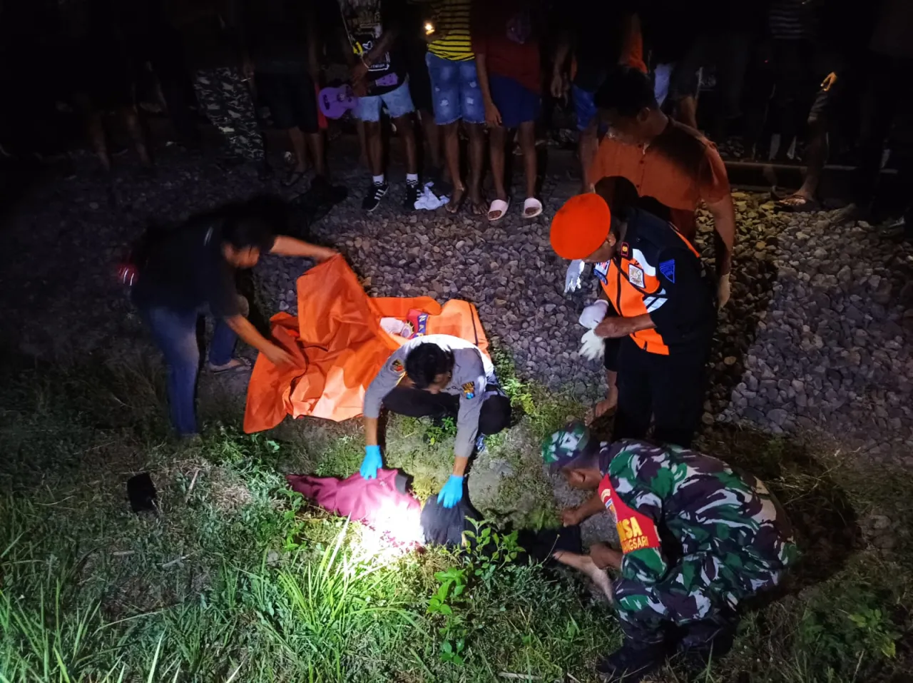 Pria 56 Tahun Ditemukan Tewas di Atas Rel KA