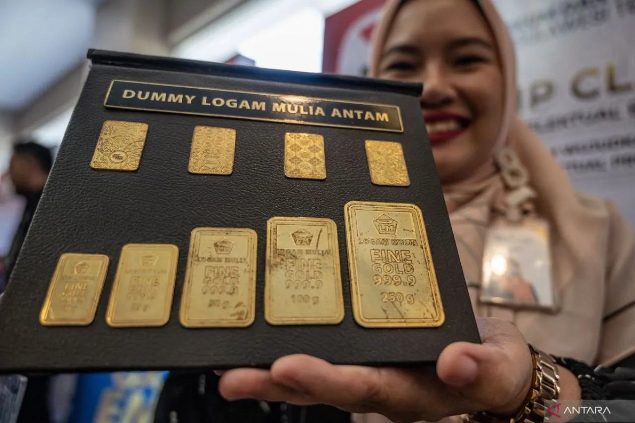 Selasa Pagi Ini, Harga Emas Antam Turun Jadi Rp 1,358 Juta Per Gram