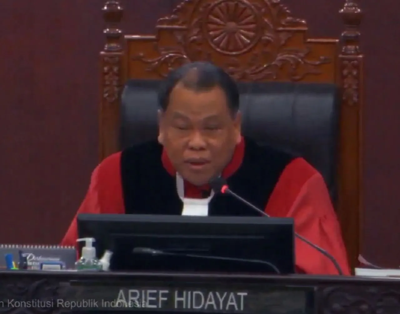 Baca juga : Hakim MK Marahi Sekretaris KPU, MK Dianggap Tak Penting