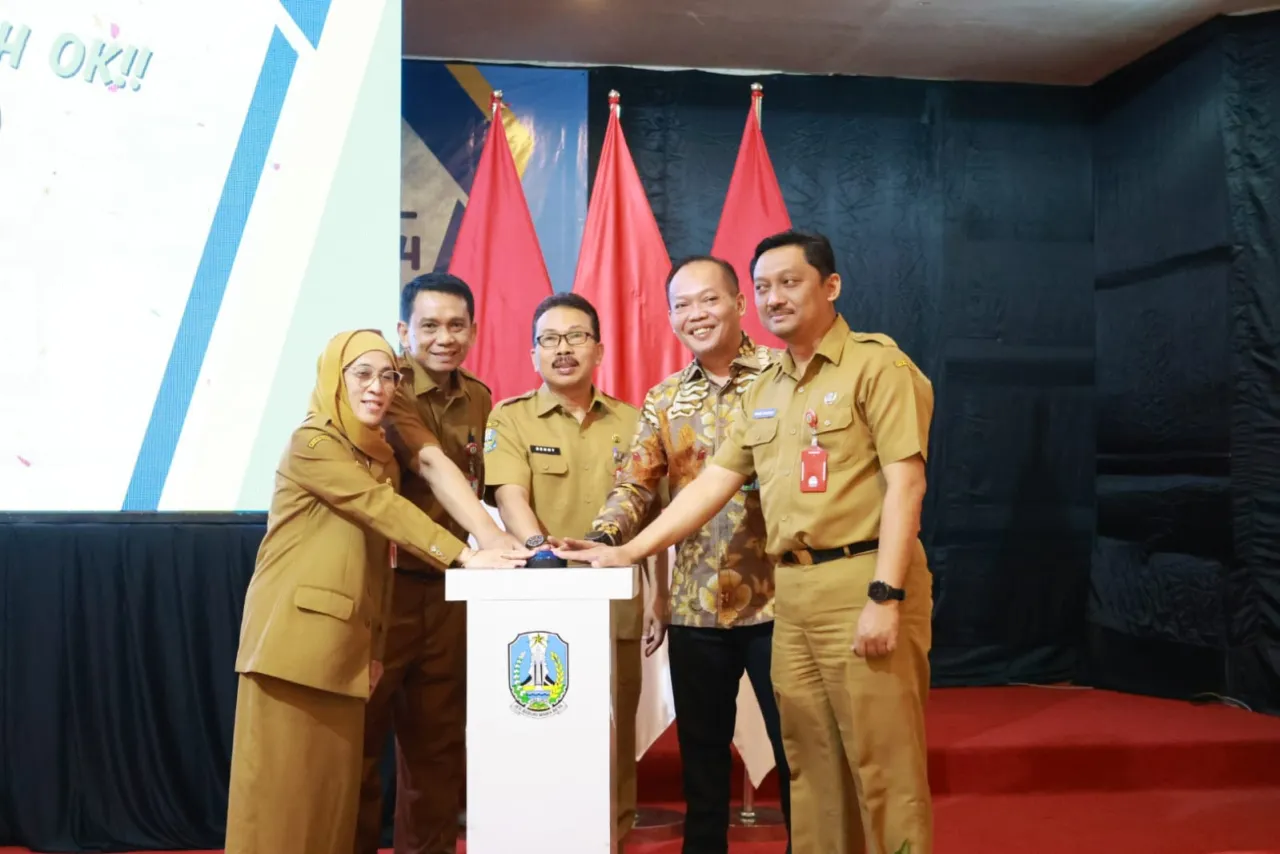 Dinsos Jatim Luncurkan e-JSC untuk Penjangkauan Masalah Sosial