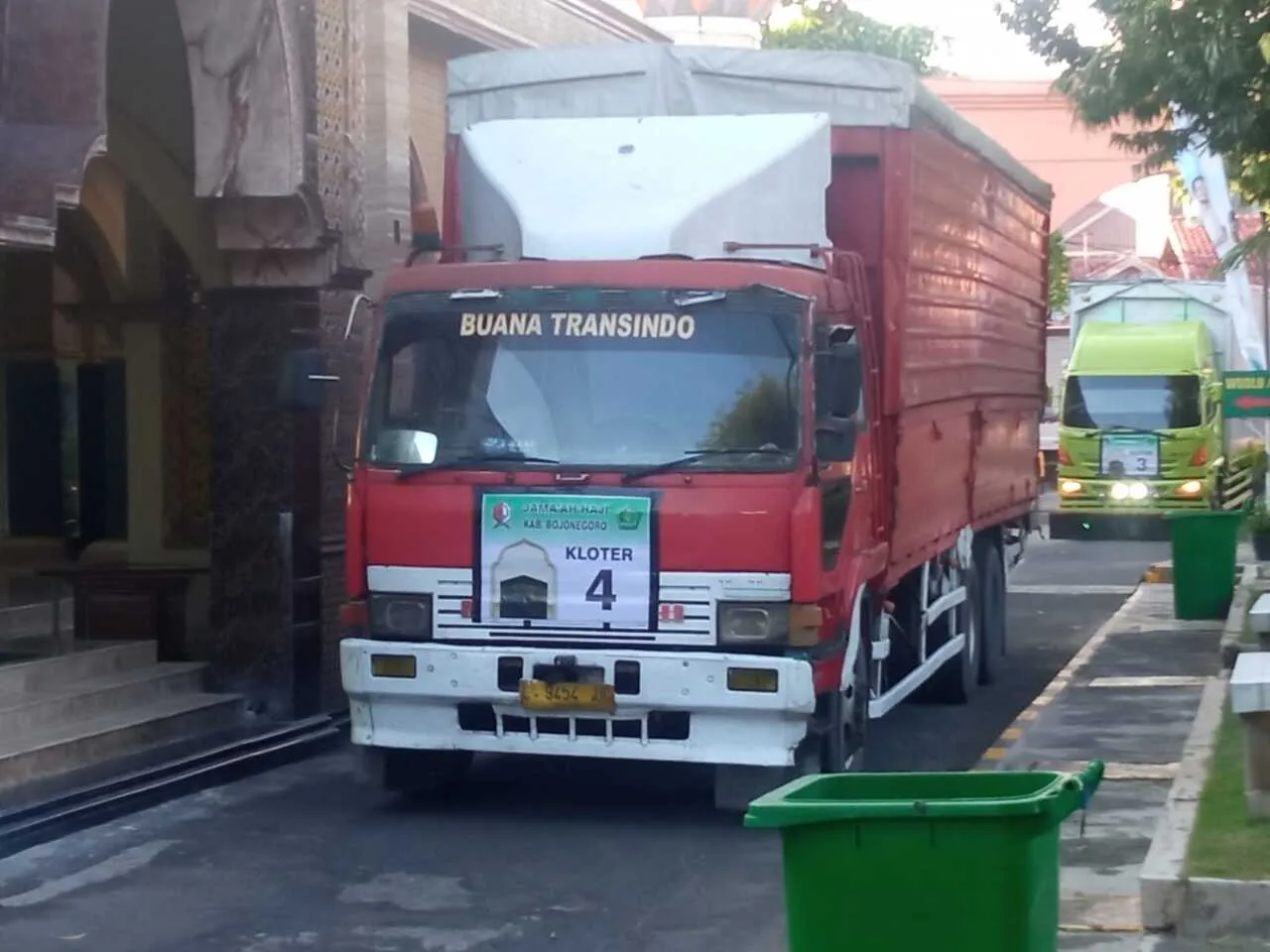 Memastikan Kelancaran Haji 2024, PPIH Surabaya Gelar Simulasi Pemberangkatan