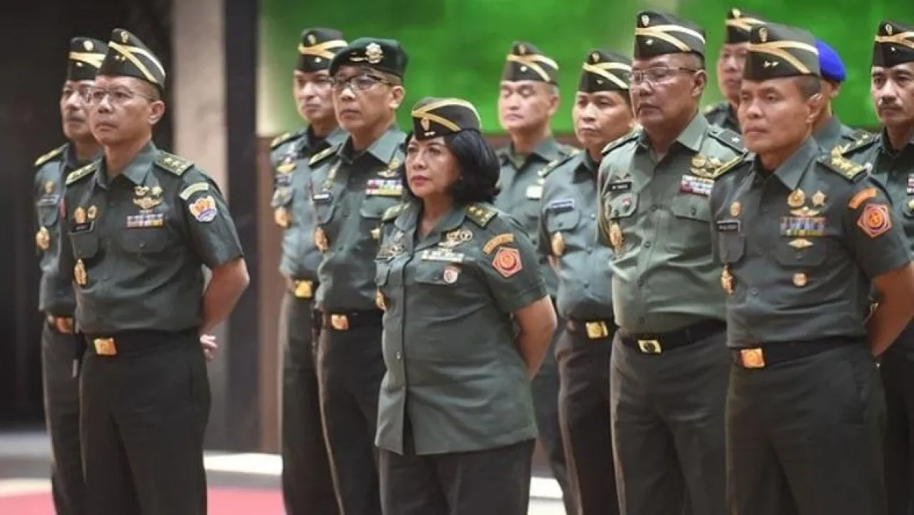 TNI Punya Kowad Pertama Berpangkat Jenderal Bintang Dua