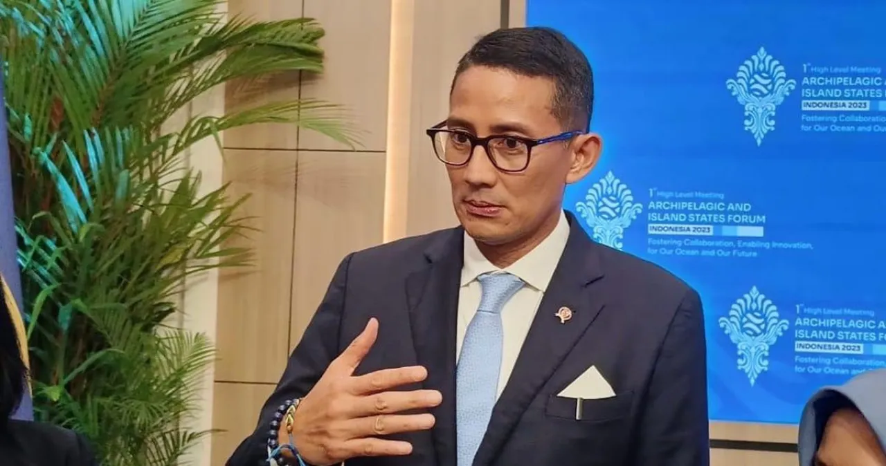 Sandiaga: Tak Ada Pungutan Dana Wisata via Tiket Pesawat