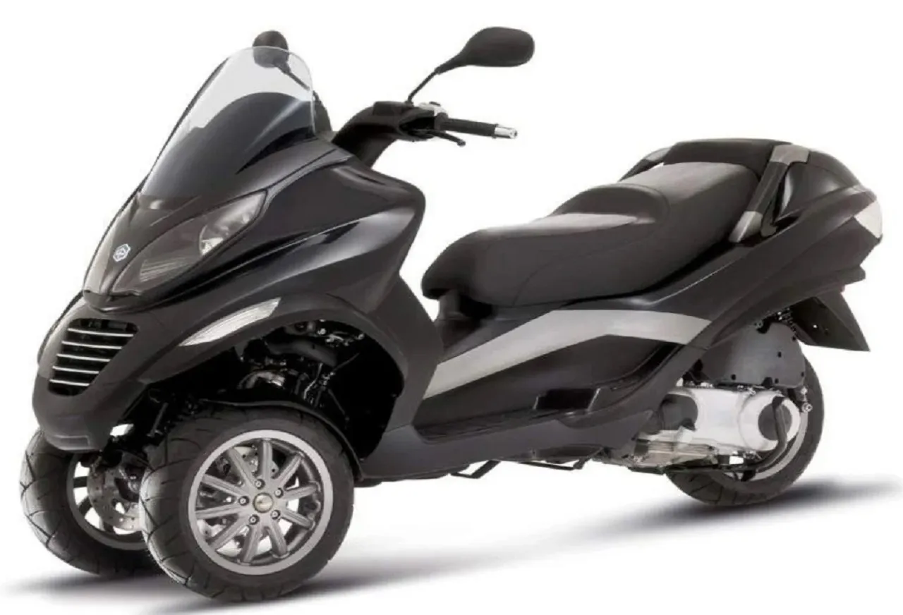 Piaggio MP3 125 Milik Mantan Presiden Prancis Laku Dilelang