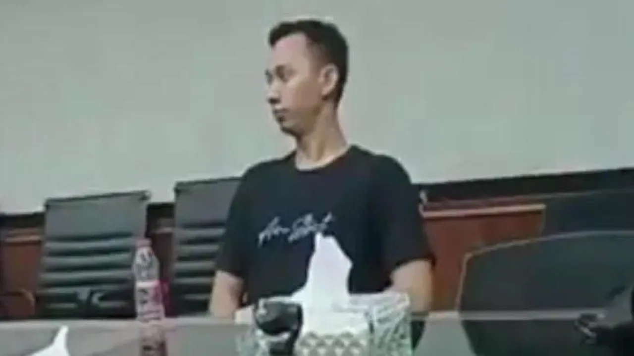 Penguntitan Densus ke Jampidsus, Benar!