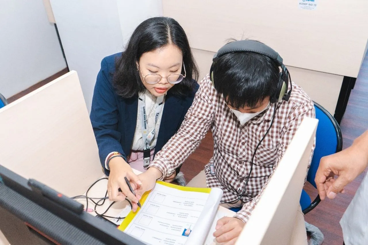 9 Penyandang Disabilitas Adu Kompetensi UTBK-SNBT 2024 di UNESA