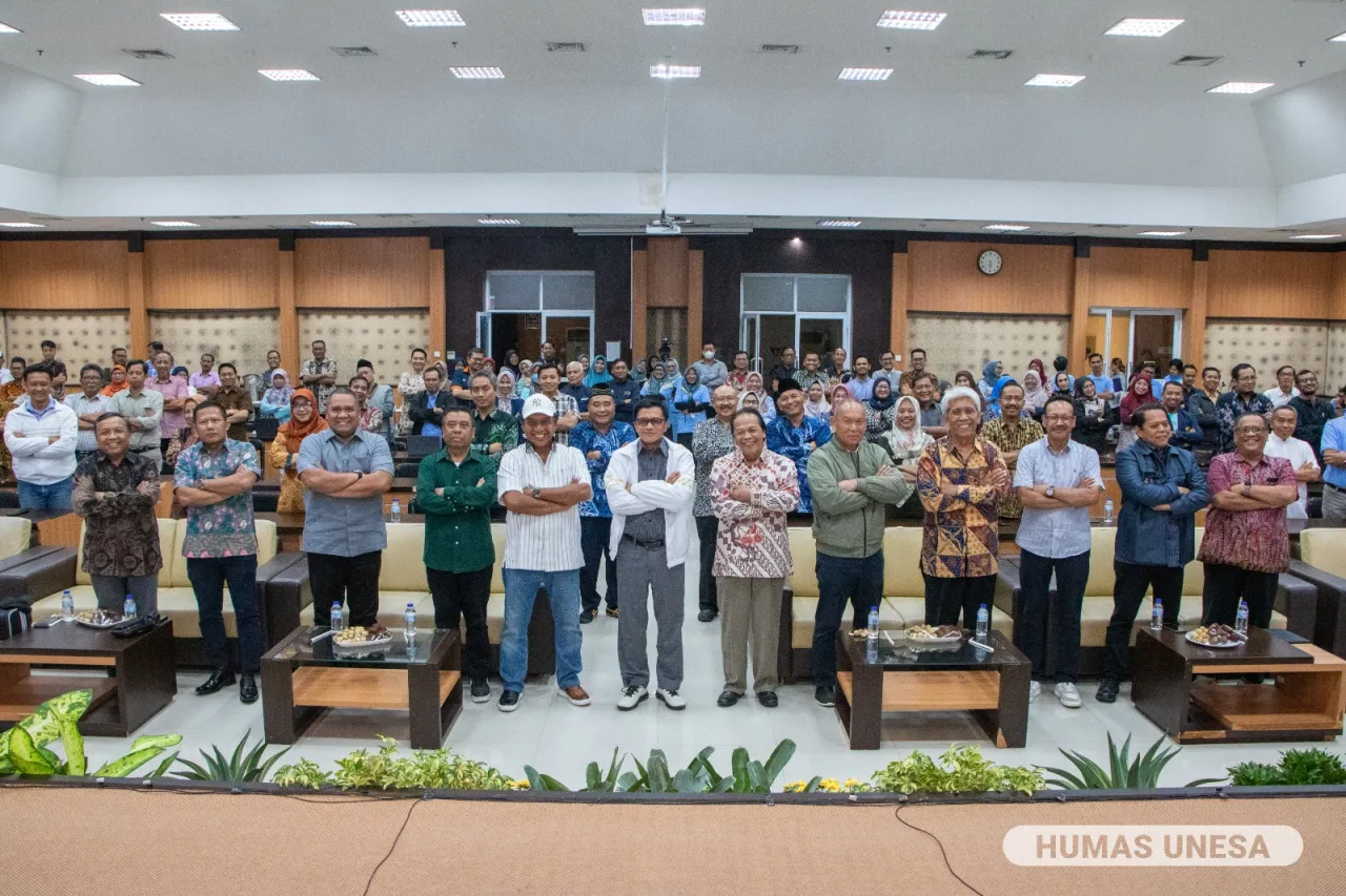 Dirjen Diktiristek Beri Penguatan UNESA Menuju PTNBH Berkelas Dunia