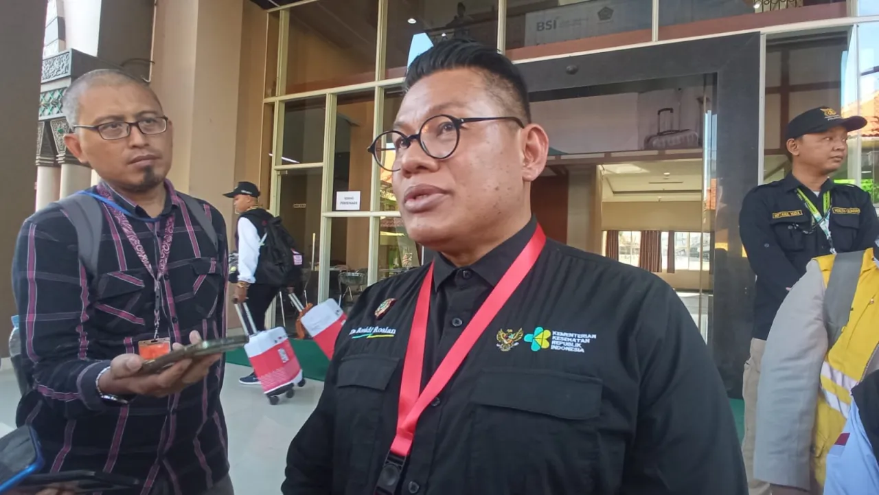 BBKK Surabaya Pastikan Kondisi Kesehatan Jemaah Haji Tertua 109 Tahun Laik Terbang