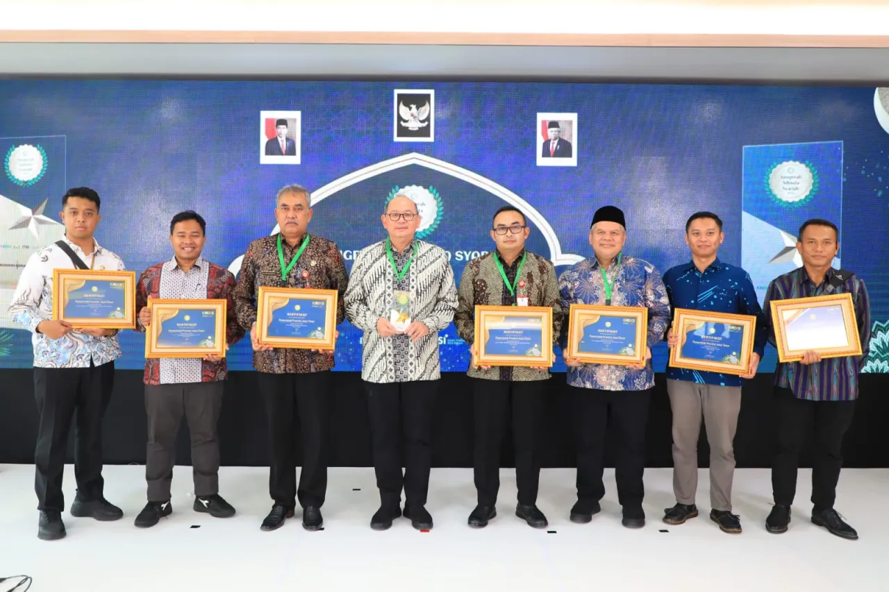Pj Gubernur Adhy: Bukti Komitmen Jatim Kembangkan Keuangan dan Ekonomi Syariah