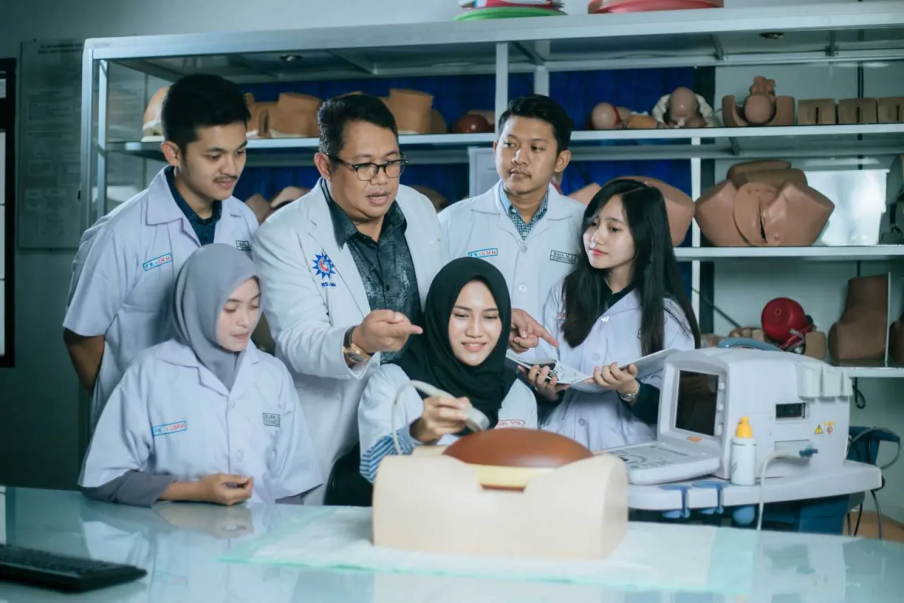 Masuk Jurusan Kedokteran, Setara Satu Mobil Alphard