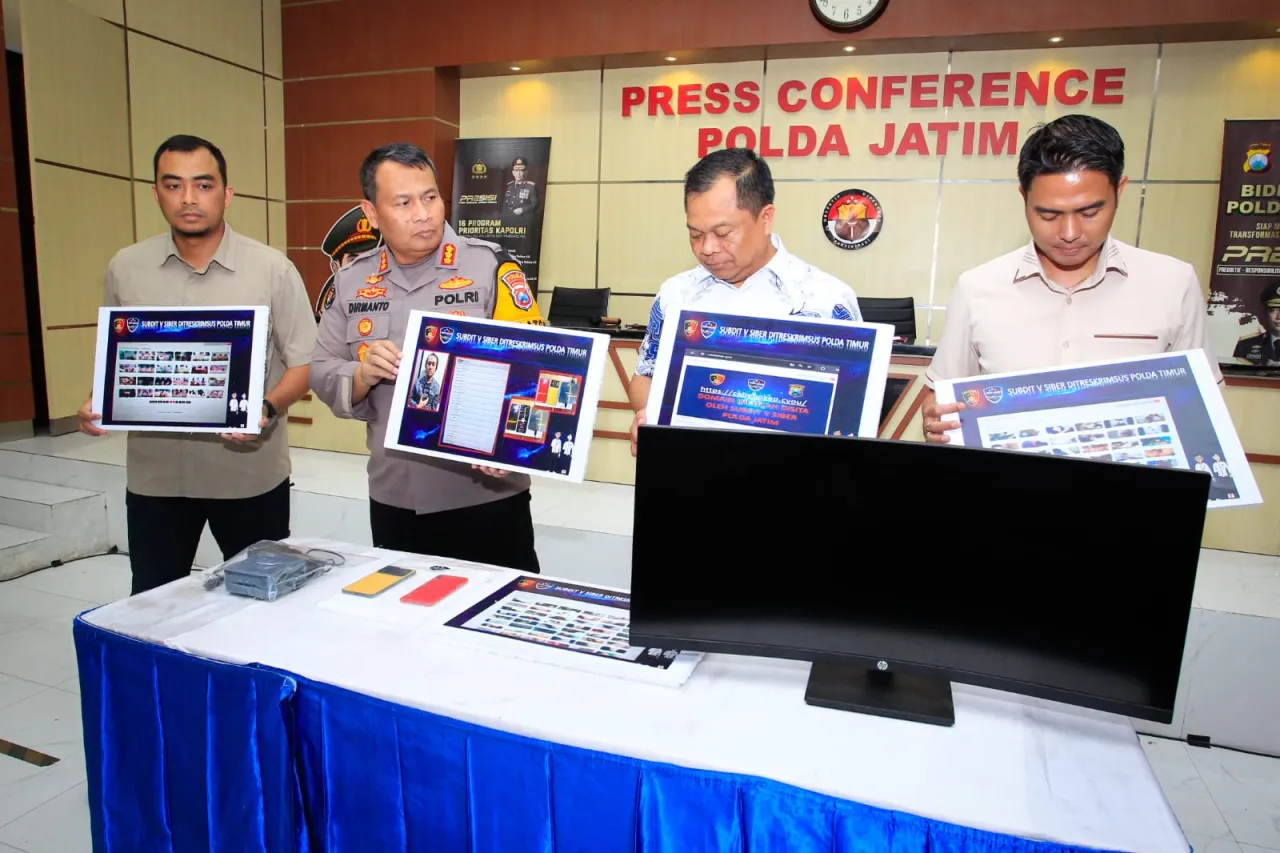 Polda Jatim Tangkap Pembuat Website Pornografi, per Bulan Raup Keuntungan hingga Rp 96 Juta