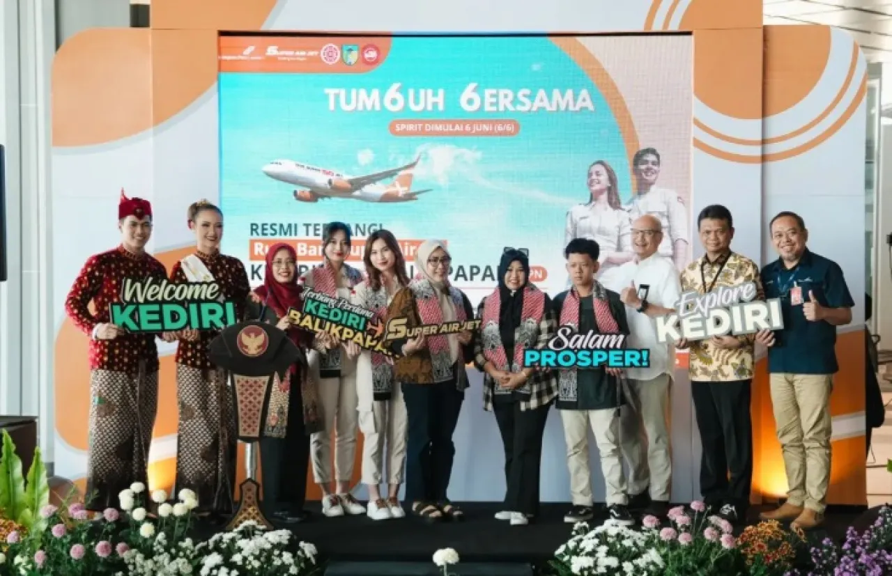 Bandara Dhoho Buka Rute Balikpapan-Kediri