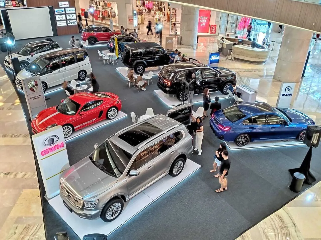 Gegap Gempita Premium Car Exhibition di Pakuwon Mall Surabaya