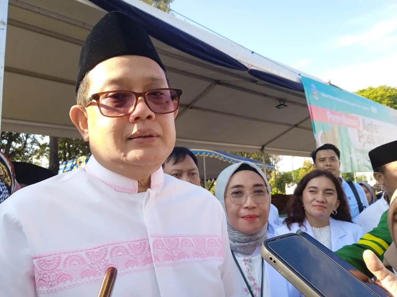 Baca juga : Mbrebes Mili, Sapi Kurban Presiden Jokowi di Perayaan Idul Adha 1445H Masjid Al-Akbar Surabaya
