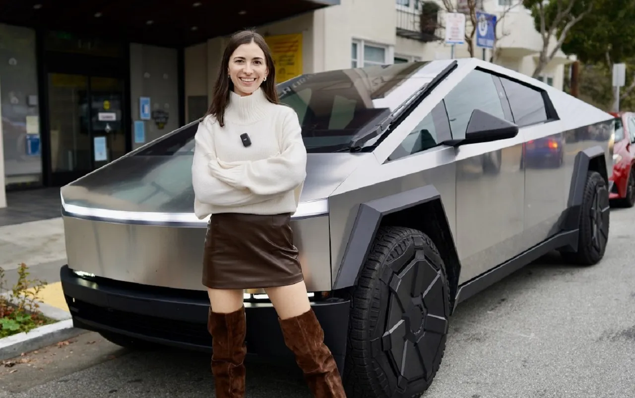 Dikeluhkan Konsumen, Tesla Perbarui Sistem Pengisian Cepat Cybertruck