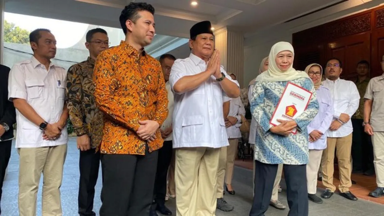 Duet Khofifah-Emil, Digoyang PDIP