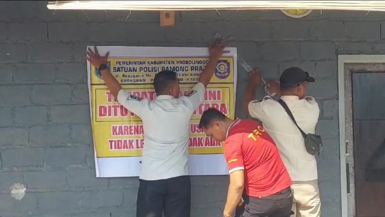 Izin tak Lengkap, 3 Tempat Karaoke Ditutup Satpol PP