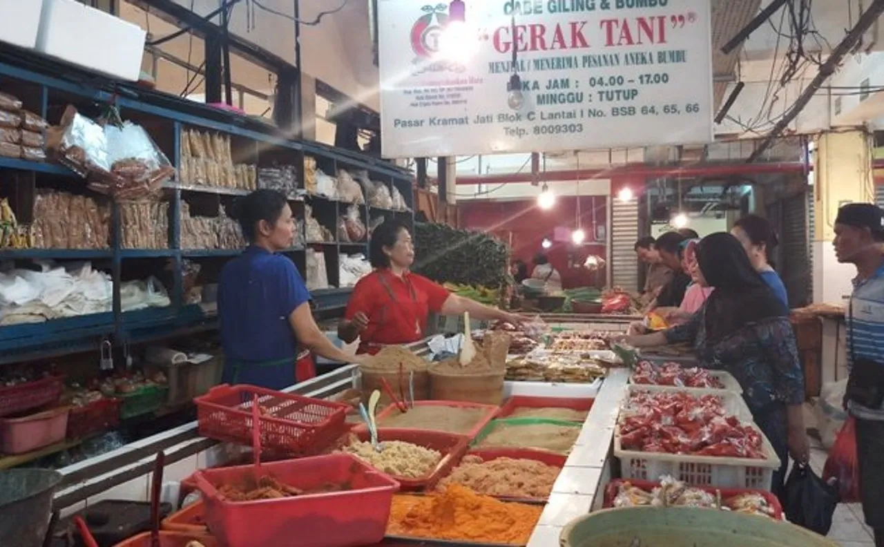 Sentra Bumbu Giling di Pasar Kediri Banjir Pesanan, Omzet Naik 4 Kali Lipat