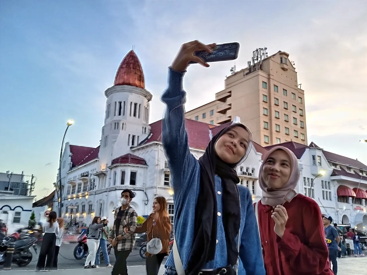 Kawasan Kota Lama Surabaya diserbu Pengunjung