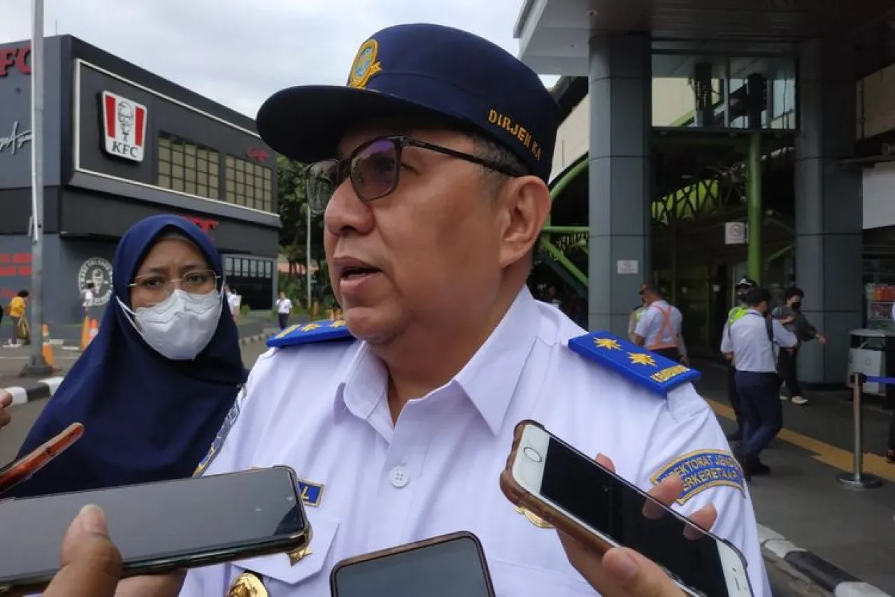 Kereta Cepat Jakarta-Surabaya, Nunggu China