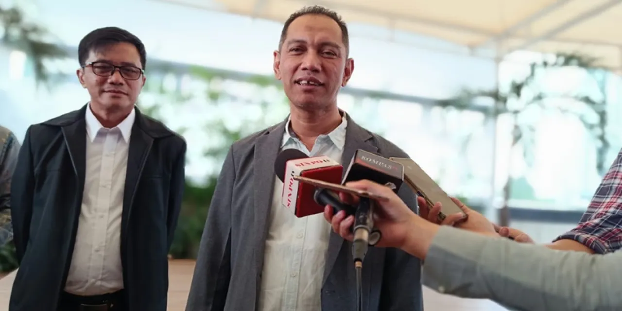 Baca juga : Kemendikbudristek, Undip-UNS Solo, Diobok-obok KPK
