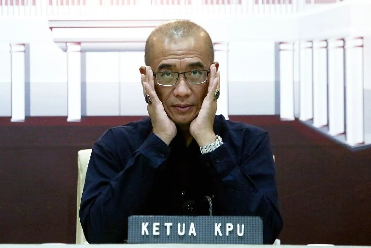 Baca juga : Hasyim Asy'ari Resmi Dipecat Sebagai Ketua KPU