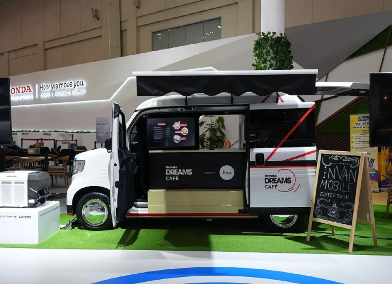 Honda Pamerkan Modifikasi Mobile Cafe Elektrik Pertama di Dunia