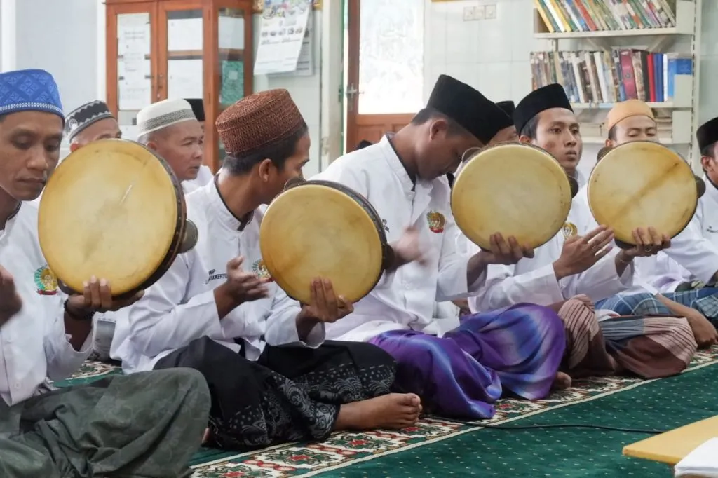 Pertebal Iman, Puluhan Warga Lapas Kelas IIB Mojokerto Diajak Banjarian