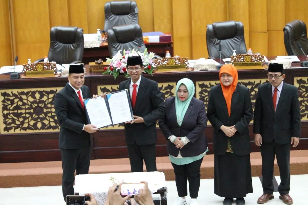 Jelang Akhir Masa Bakti, DPRD Surabaya Terus Pacu Kinerja