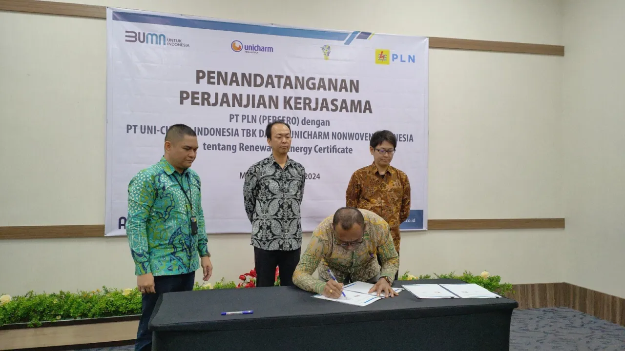 Kerjasama Dengan BSI, Perbankan Susul Industri Gunakan REC PLN