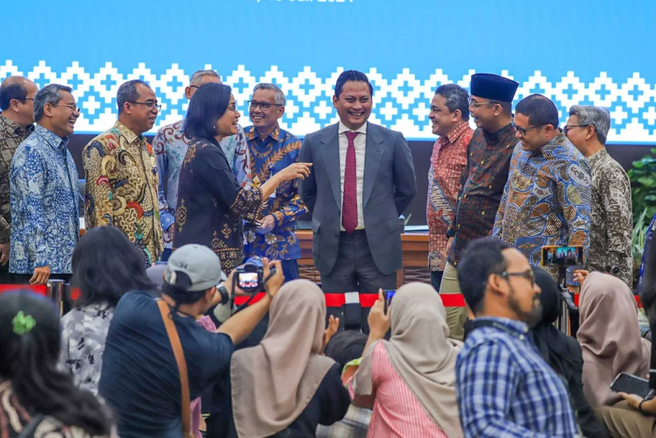Sri Mulyani Bantah Komunikasi dengan Tim Prabowo, Tak Mulus
