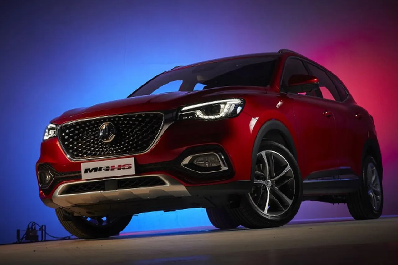 MG Debutkan HS Generasi Baru Lebih Canggih, Berpenggerak PHEV