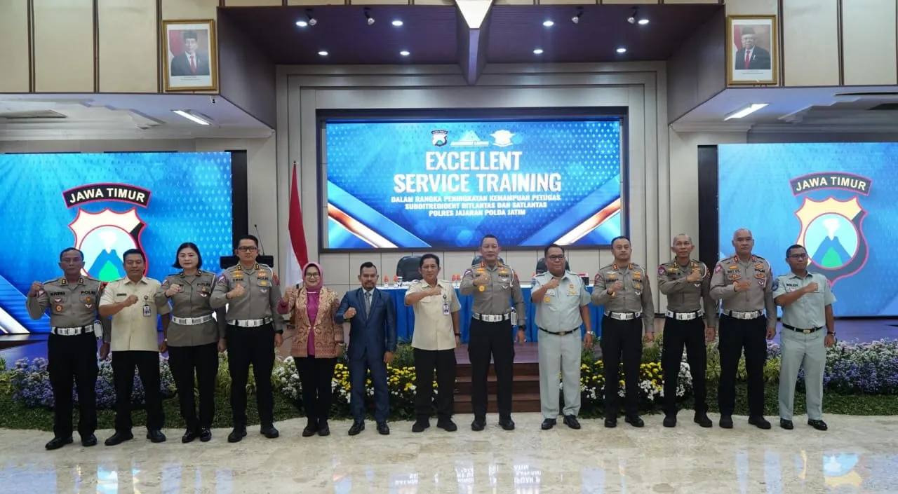 Dirlantas Polda Jatim Raih Penghargaan Best Innovator Level Asia