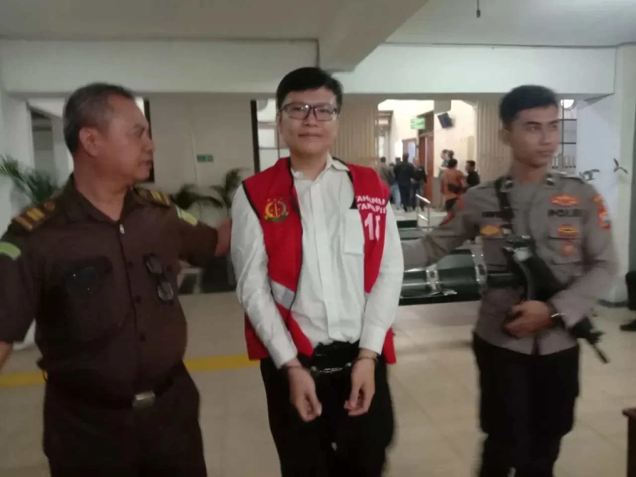 Vonis Bebasnya Anak Anggota DPR, Kejutkan Pengunjung