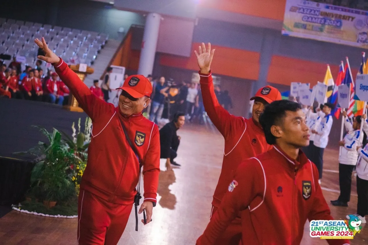 Atlet UNESA Sumbang Medali Terbanyak untuk Kontingen Indonesia pada AUG XXI 2024
