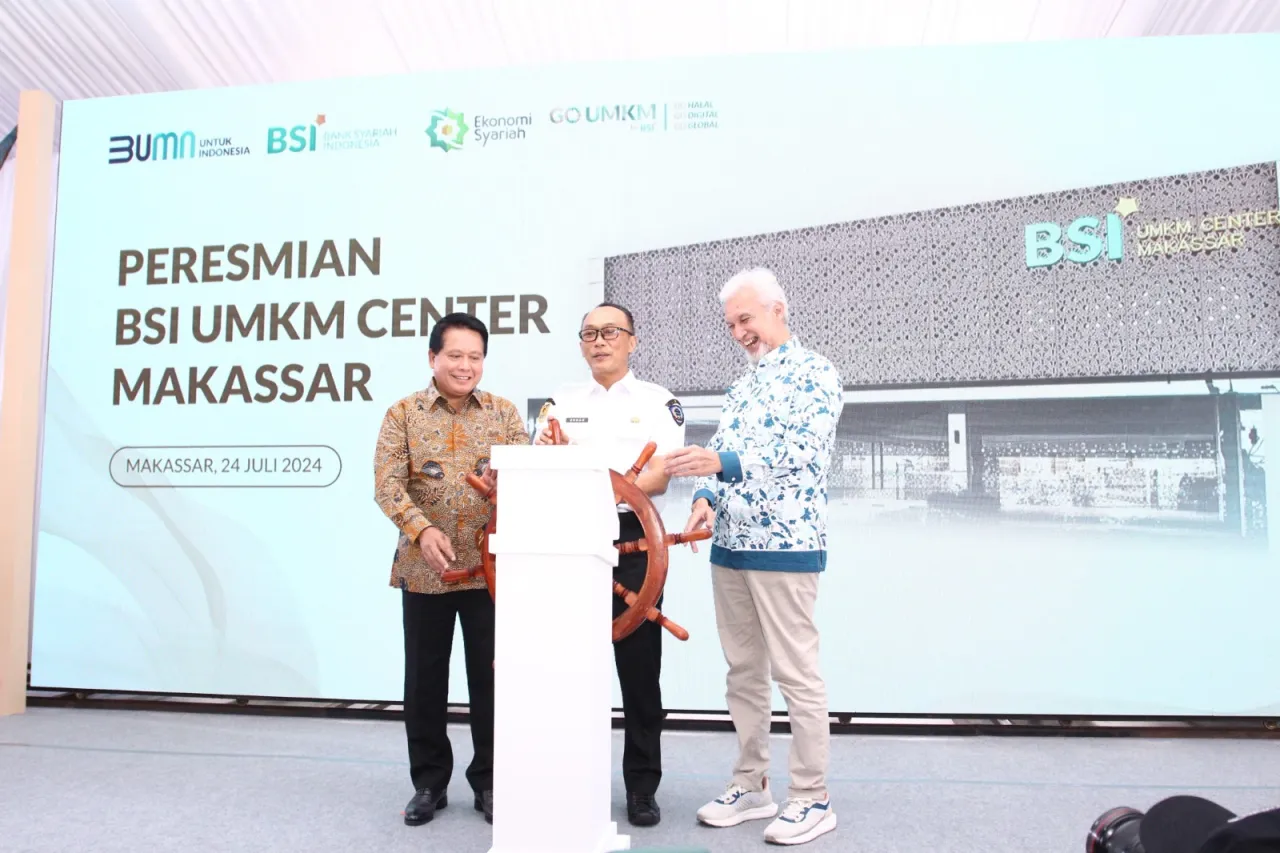 Resmikan UMKM Center Makassar, BSI Perkuat Pemberdayaan UMKM di Indonesia Timur