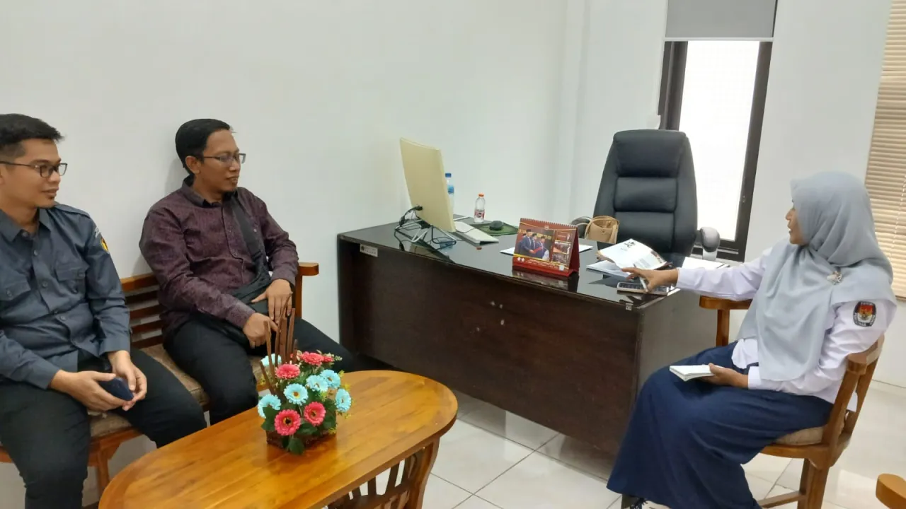 Bawaslu Kabupaten Blitar, Meminta KPU Tambah TPS di Desa Ngadirenggo