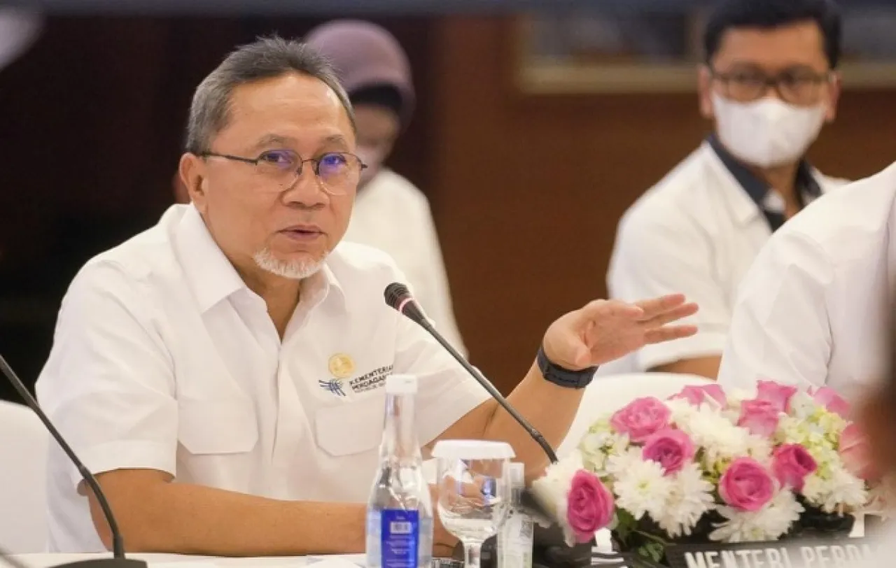 Mendag Ajak Pengecer-Toko Beli Produk Resmi