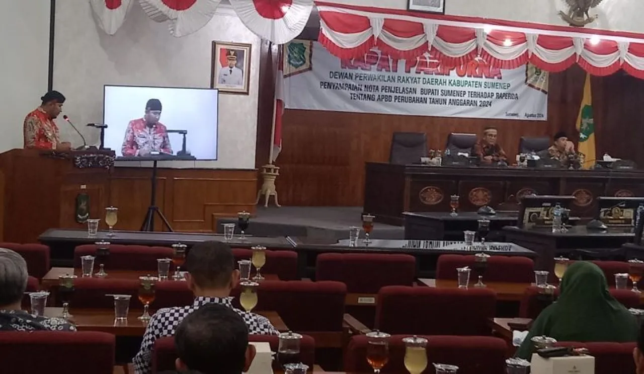 DPRD Sumenep Gelar Rapat Paripurna Nota Penjelasan Bupati Terhadap Raperda Tentang APBD Perubahan