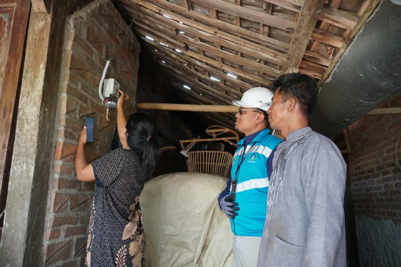 Berikan Akses Sambung Listrik, PLN Kejar 100 Persen Rasio Elektrifikasi