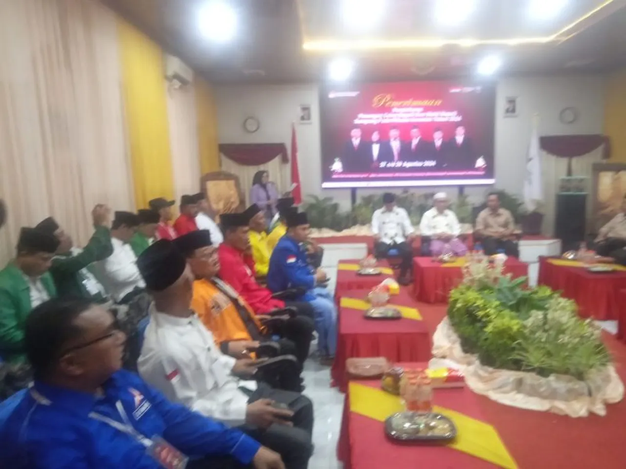 Paslon MANDAT Resmi Daftar ke KPU Sampang
