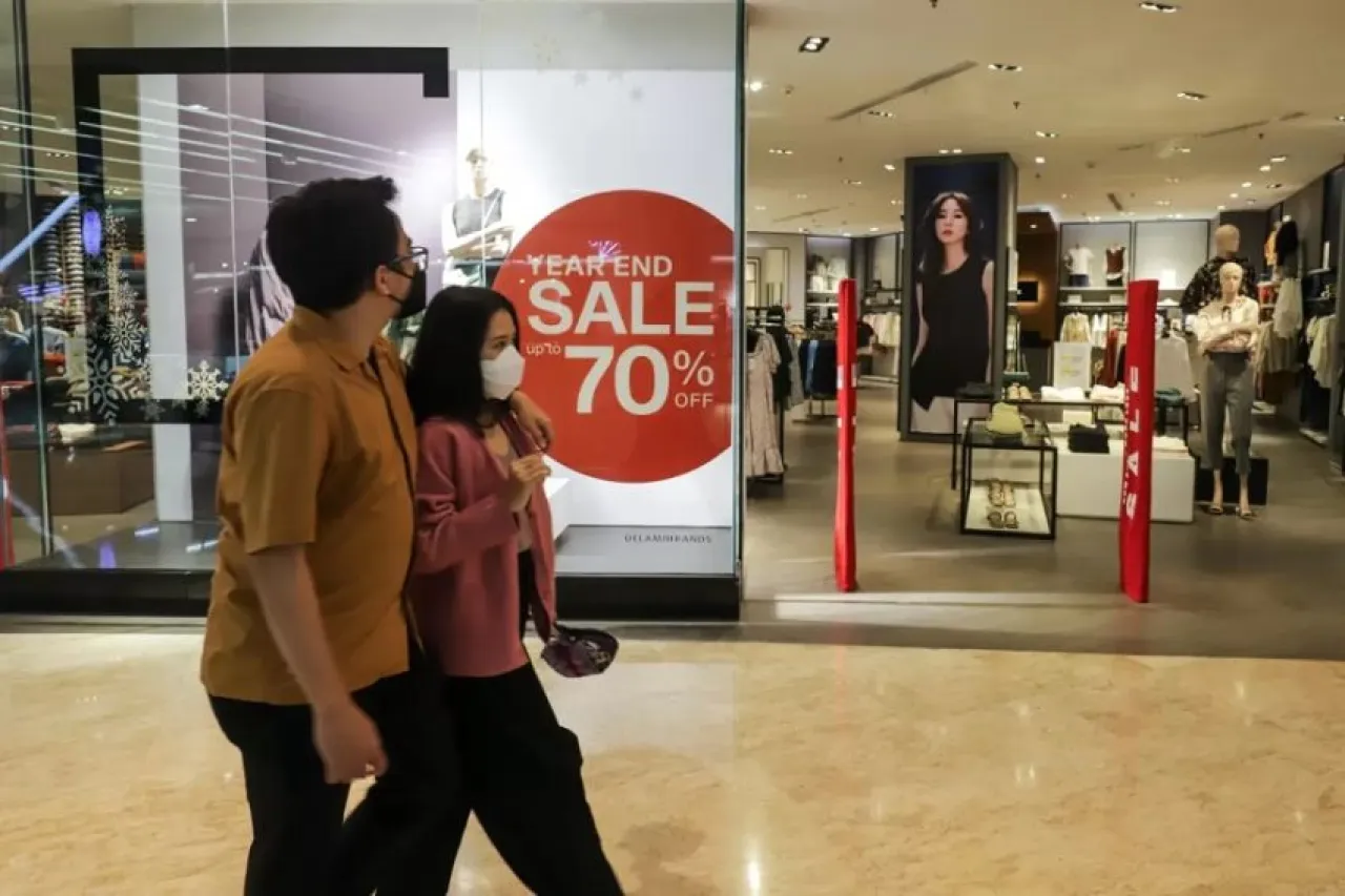 Daya Beli Kelas Menengah Menurun