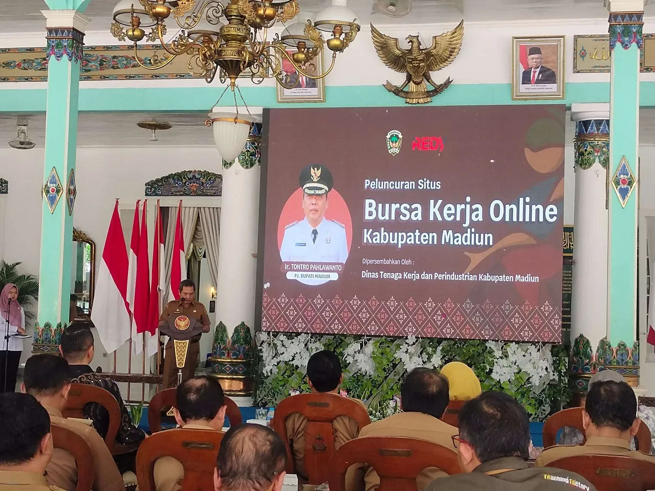 Kurangi Angka Pengangguran, Pemkab Madiun Gencarkan Bursa Kerja Online