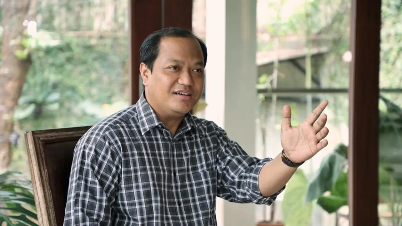 Pengamat Politik: Mundurnya Airlangga, Ada Benturan Kekuatan di Internal Golkar