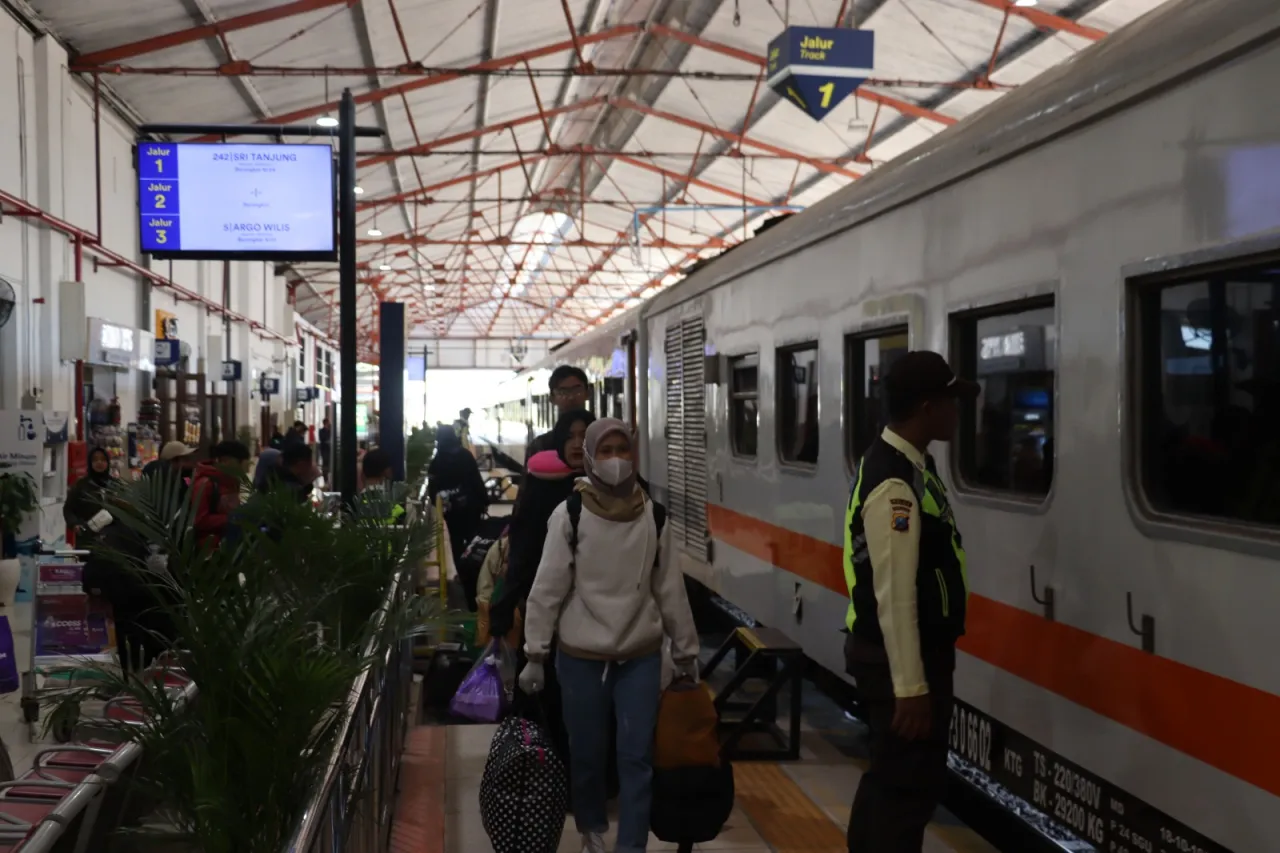 Di Acara Merah Putih With Suncity Festival 2024 PT. KAI Daop 7 Madiun Berikan Diskon 10%