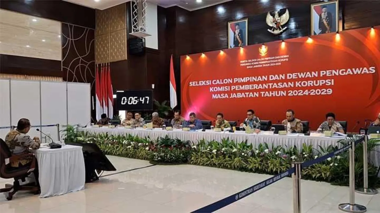Mulai Kehancuran KPK Hingga Perburuan Harun Masiku