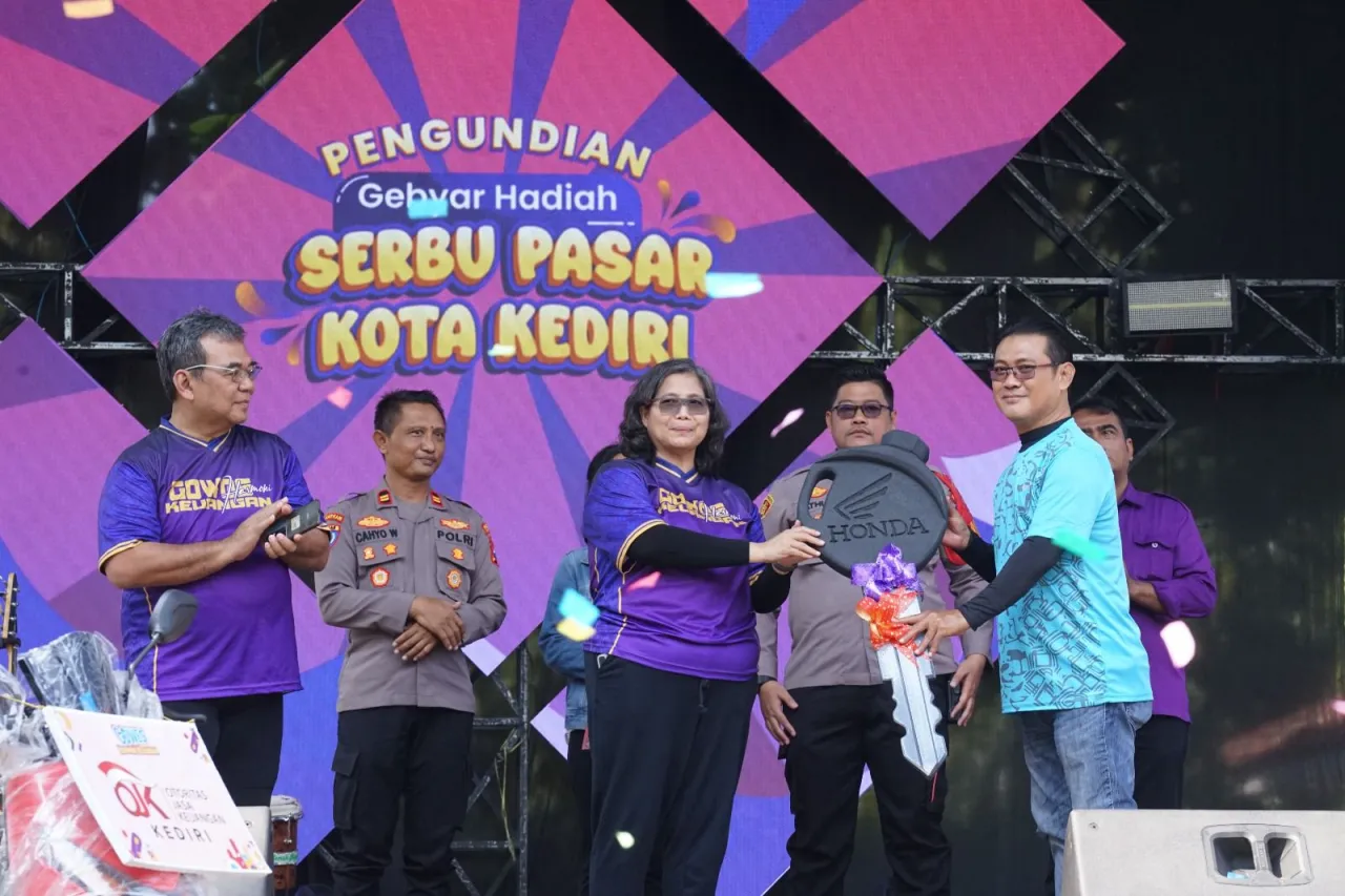 Serbu Pasar Turut Berkontribusi Kuatkan Ekonomi di Pasar Tradisional dan UMKM Kota Kediri