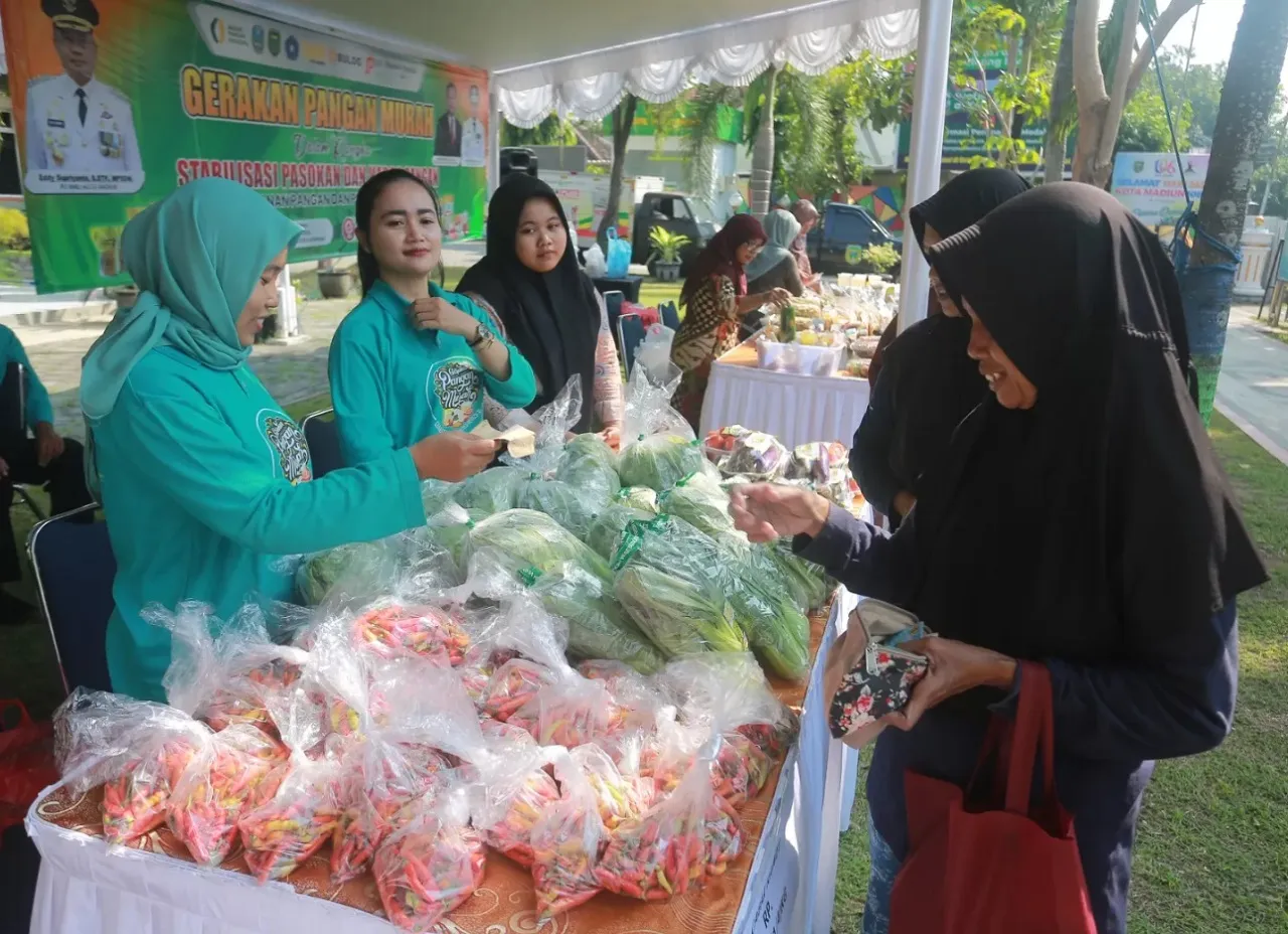Tekan Inflasi Bahan Pokok, DKPP Kota Madiun Gelar Gerakan Pangan Murah