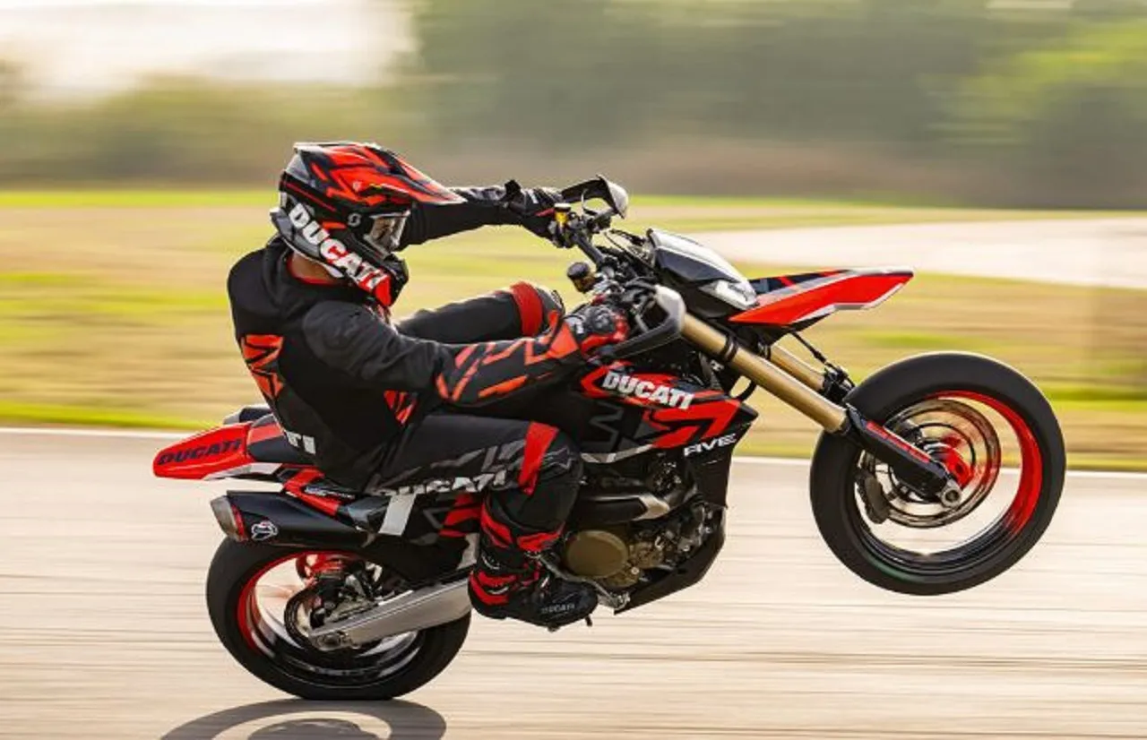 Meluncur di Pasar Malaysia, Ducati Hypermotard 698 Mono Dibanderol Mulai Rp 200 Jutaan